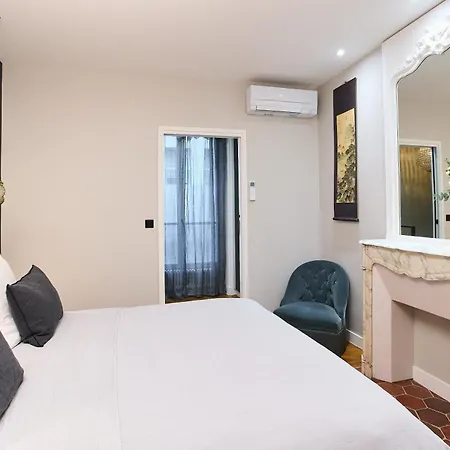 Boutik Boheme - Triplex Monceau アパート